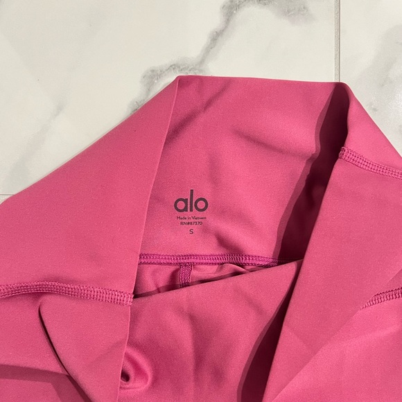 Alo leggings - Berry color - Picture 3 of 3